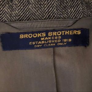 Men’s Brooks Brothers herringbone dress coat.